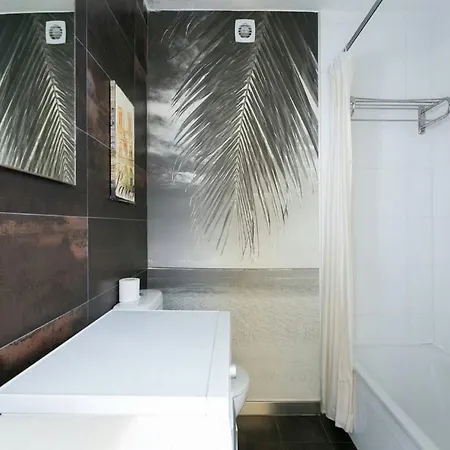 Apartament Caledonia Park