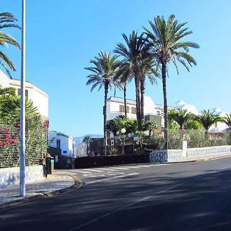 Caledonia Park Apartman *